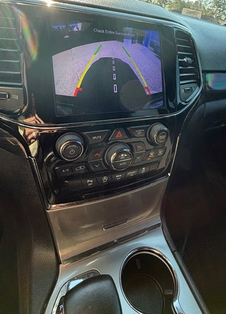 2020 Jeep Grand Cherokee Laredo E