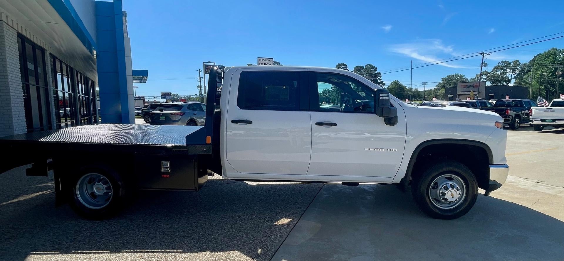 2025 Chevrolet Silverado 3500 HD Chassis Cab Work Truck