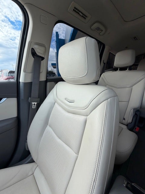 2022 Cadillac XT6 Premium Luxury