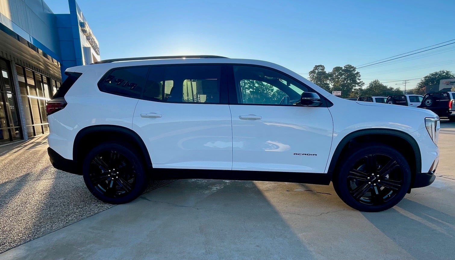 2026 GMC Acadia Elevation