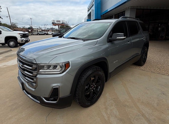 2023 GMC Acadia AT4