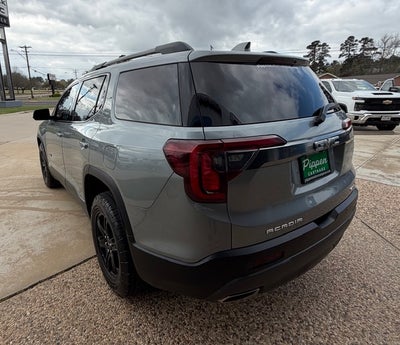 2023 GMC Acadia AT4