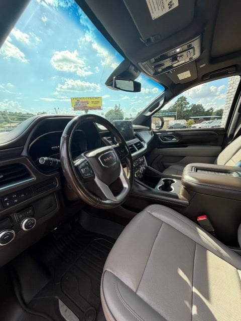 2023 GMC Yukon XL SLT