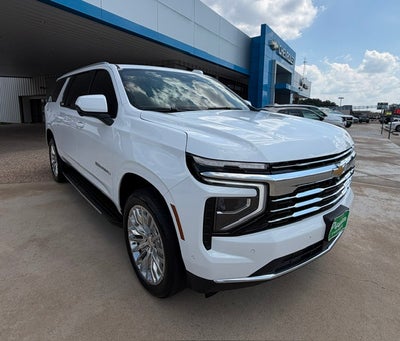 2025 Chevrolet Suburban LT