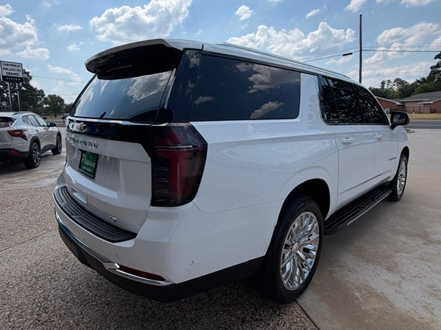 2025 Chevrolet Suburban LT