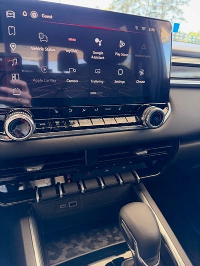 2026 GMC Canyon Elevation