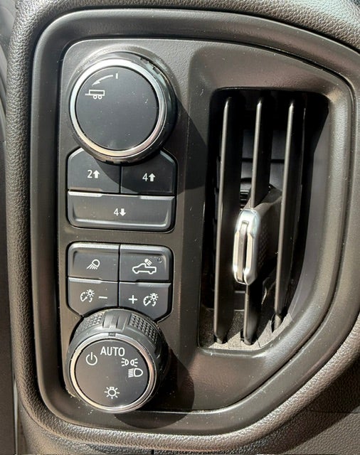 2024 Chevrolet SILVER K25 Base