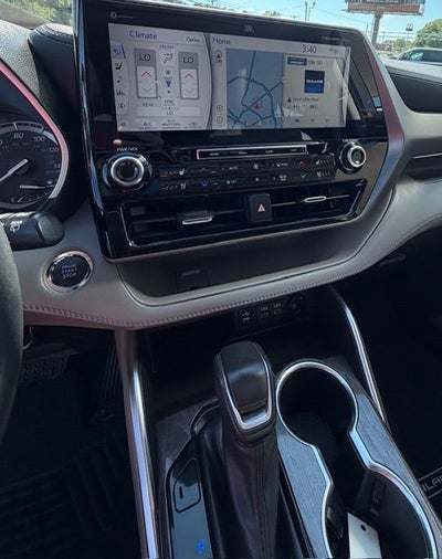 2022 Toyota Highlander Limited