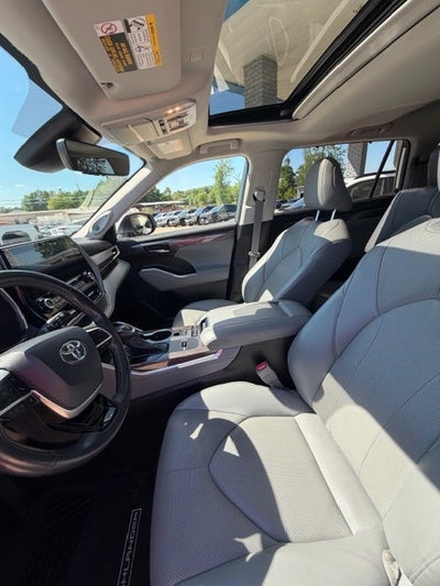 2022 Toyota Highlander Limited